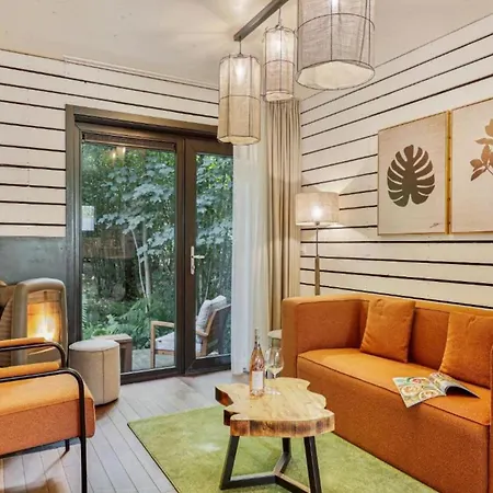 펜션 Forest Edge Hideaway Antoing